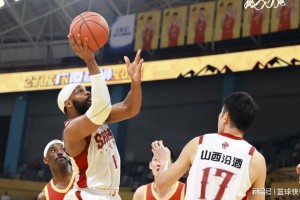 爱游戏体育官方网站-CBA季后赛太激烈了！4大争冠热门两队面临出局：广东广厦全危险了